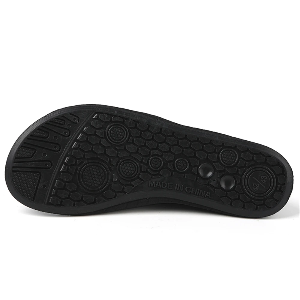 Water Shoes — size and design detail 4