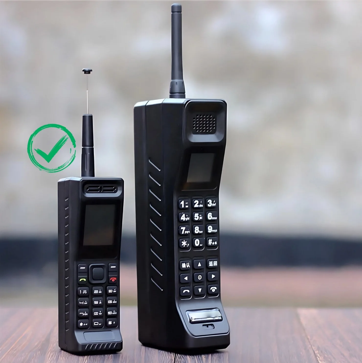 Teléfono móvil Retro Big Brother 1,8 pulgadas 2G Quad SIM batería grande Vintage resistente teléfono móvil banco de energía Bluetooth Dial para exteriores