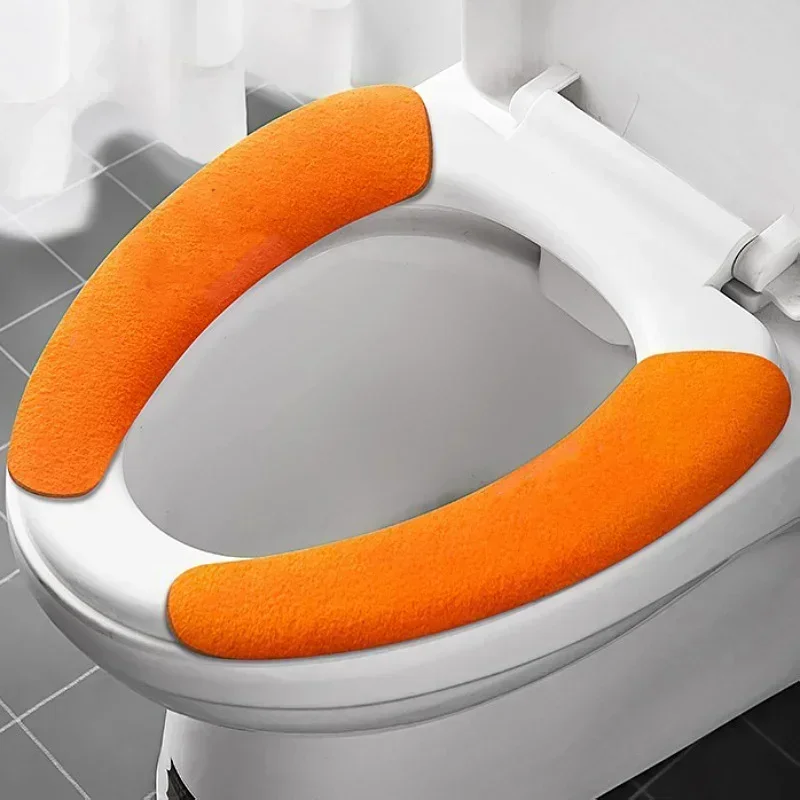 Universal Toilet Seat Cover Cartoon Toilet Sticker Warm Soft Washable Bathroom Closestool Protector Bathroom Accessories