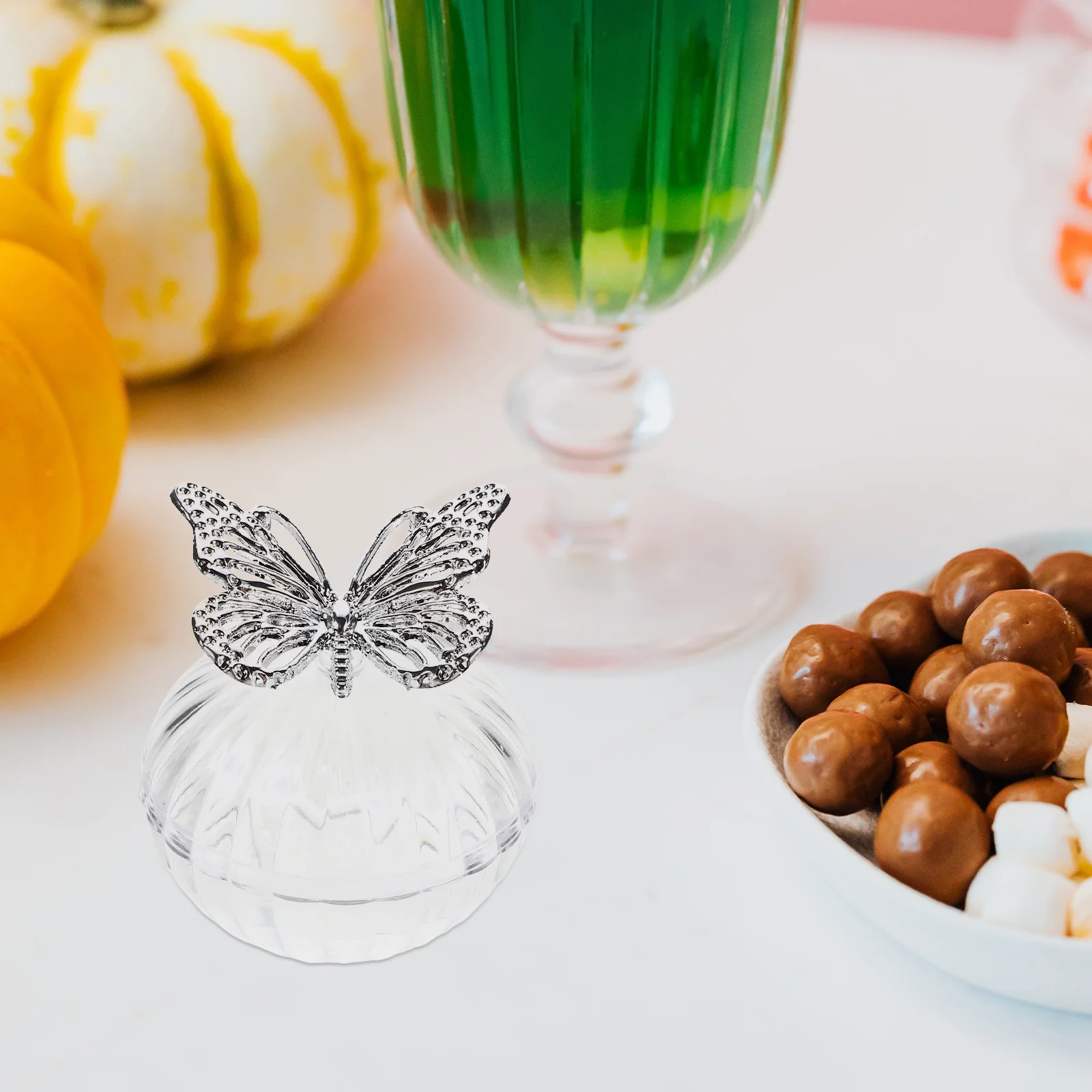 

12Pcs Wedding Party Candy Boxes European Style Butterfly Lid Small Treat Storage Boxes Candy Organizer for Events