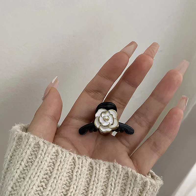Lovely Flower Vintage Small Hair Claws For Women Girls Retro Dripping Oil Camellia Hairpin Hair Accessories Headwear Ornament image 6