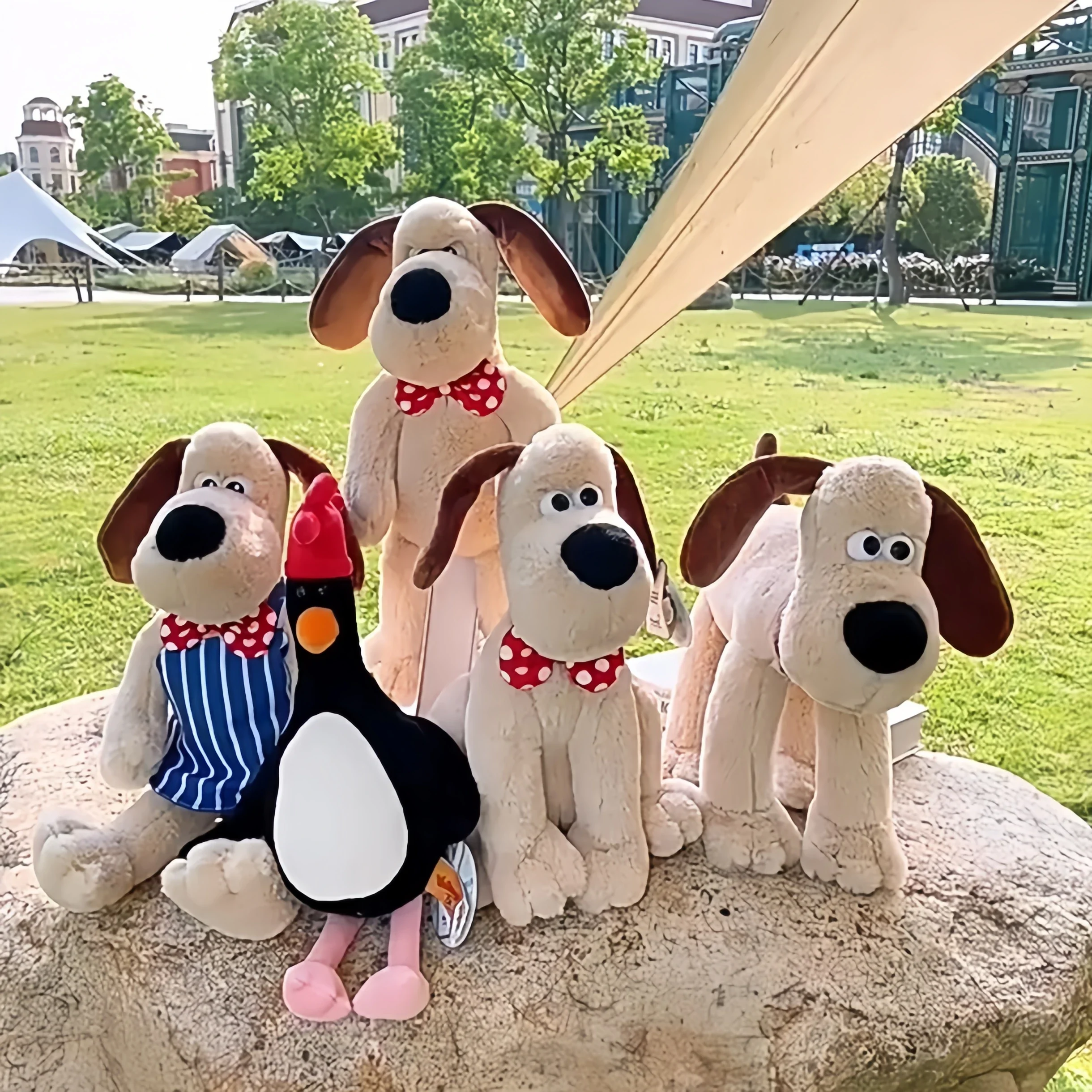 Cartoon Black Pengu…