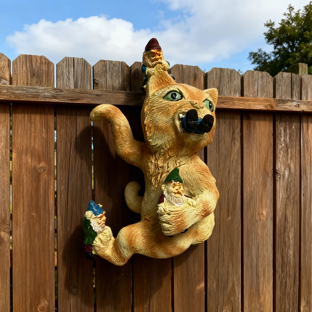 Resin Art Love - Garden Dwarf Statue, Amusing Cat Chasing