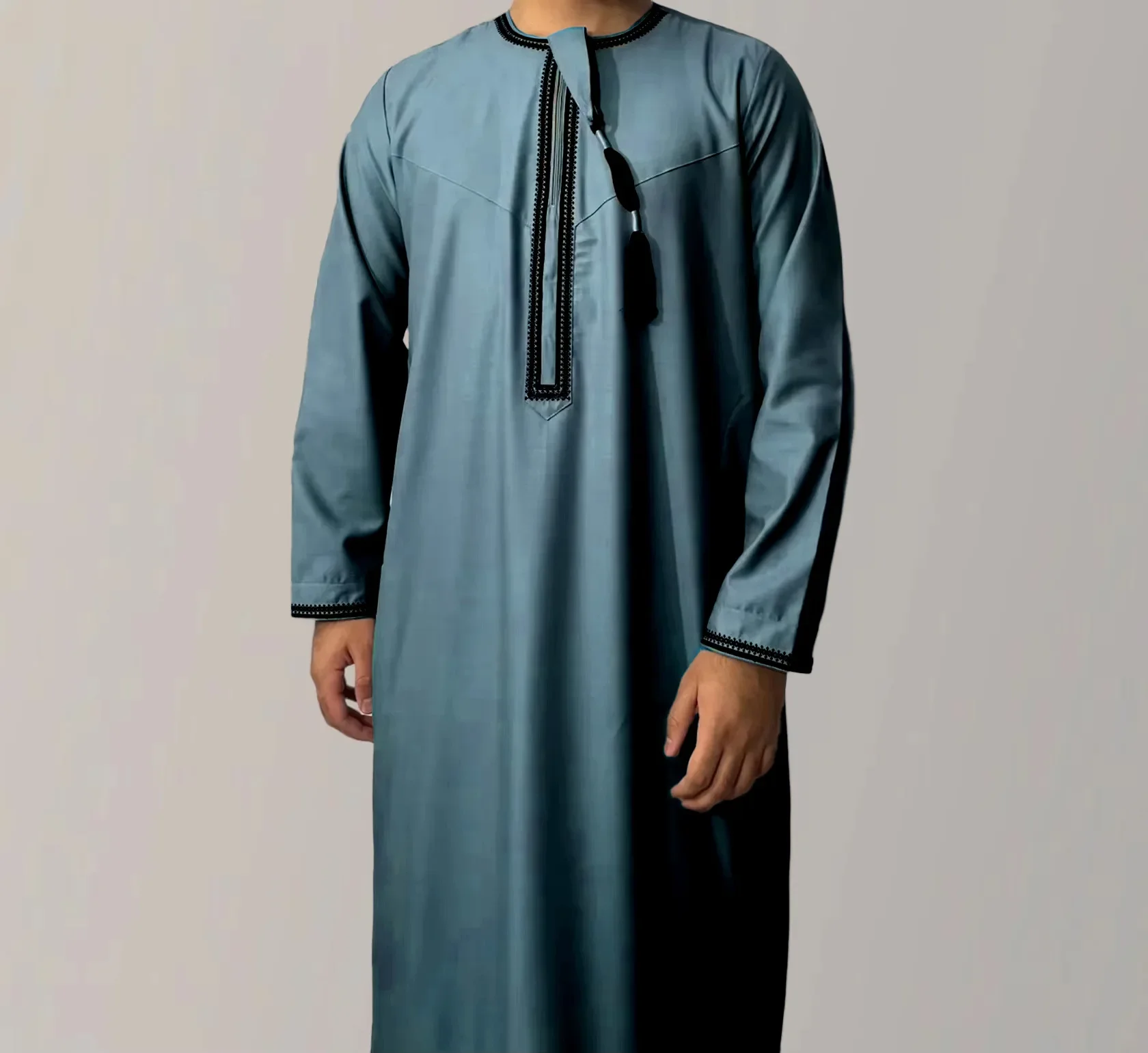 New Arabian Style Robe, Solid Color Round Neck Embroidered Thick Tassel, A Must-have for Saudi Men Agbada African Agbada for Men