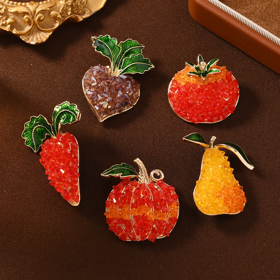 

New design fresh water crystal fruit and vegetable brooch creative radish summer fruit pear pin