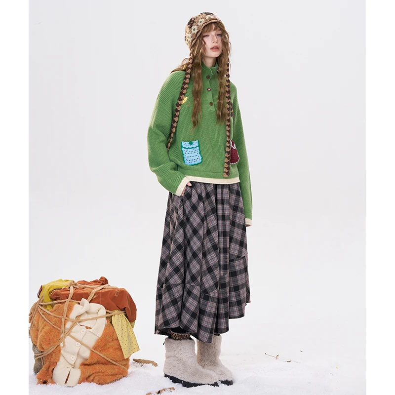 ELFSACK Preppy Minimalist Casual Solid Embroidery Stand Collar Knitwear For Women