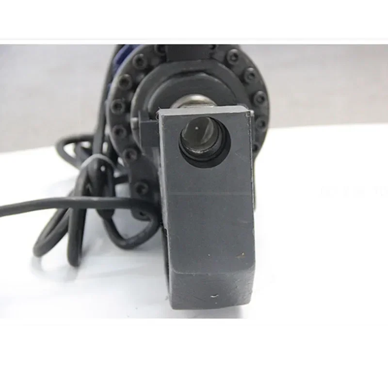 220v Electric MHP-25 Electric Punching Machine Small Portable Puncher Hydraulic Punching Machine Angle Steel Channel Steel Plate