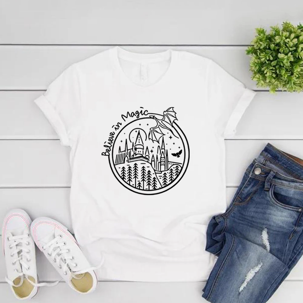 Believe in Magic T-Shirts Magical School Shirt Wizarding School Tshirt Women Graphic Tee Short Sleeve HP School T Shirts Tops