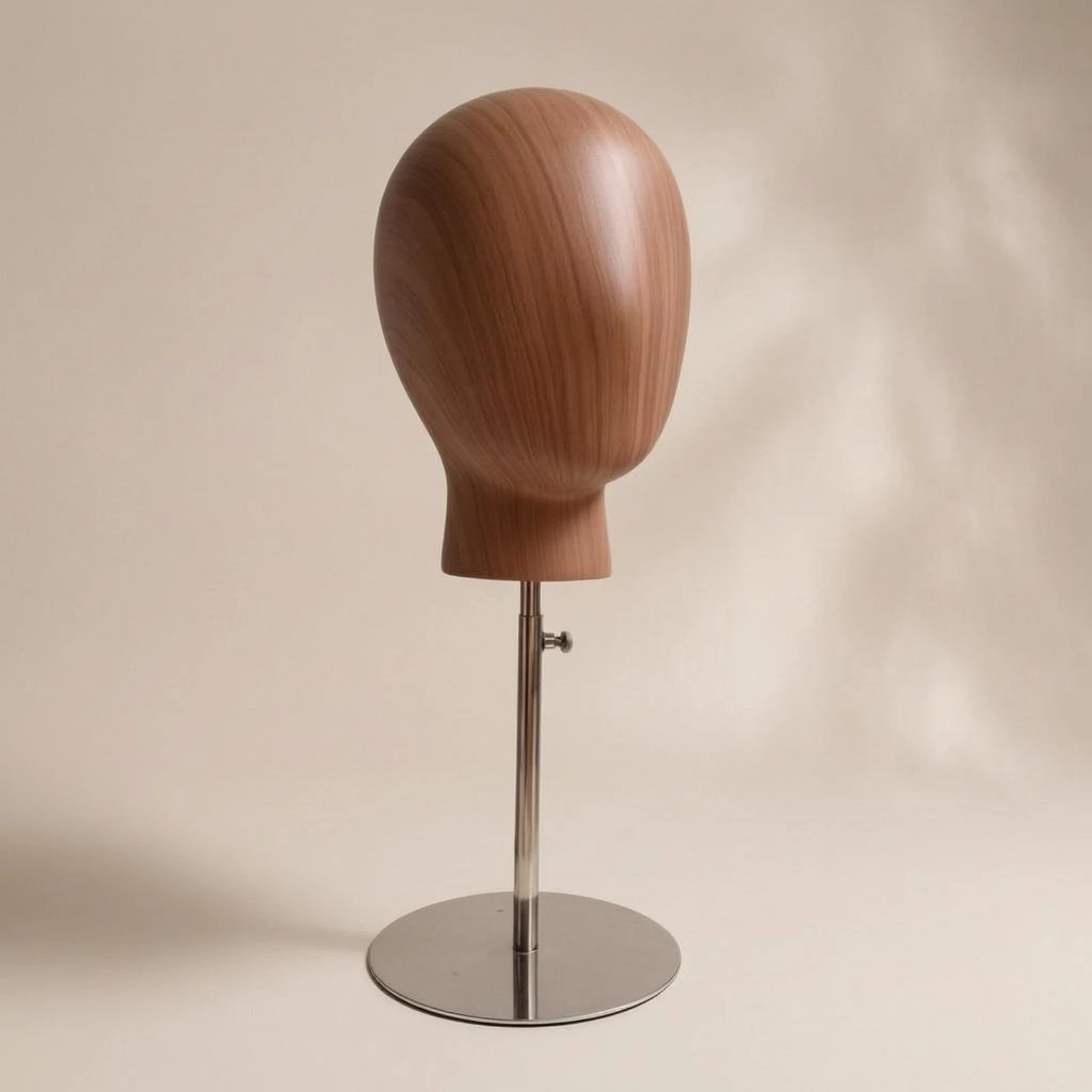 tete-de-mannequin-pour-perruques-reglable-en-hauteur-avec-base-en-fibre-de-verre-et-metal