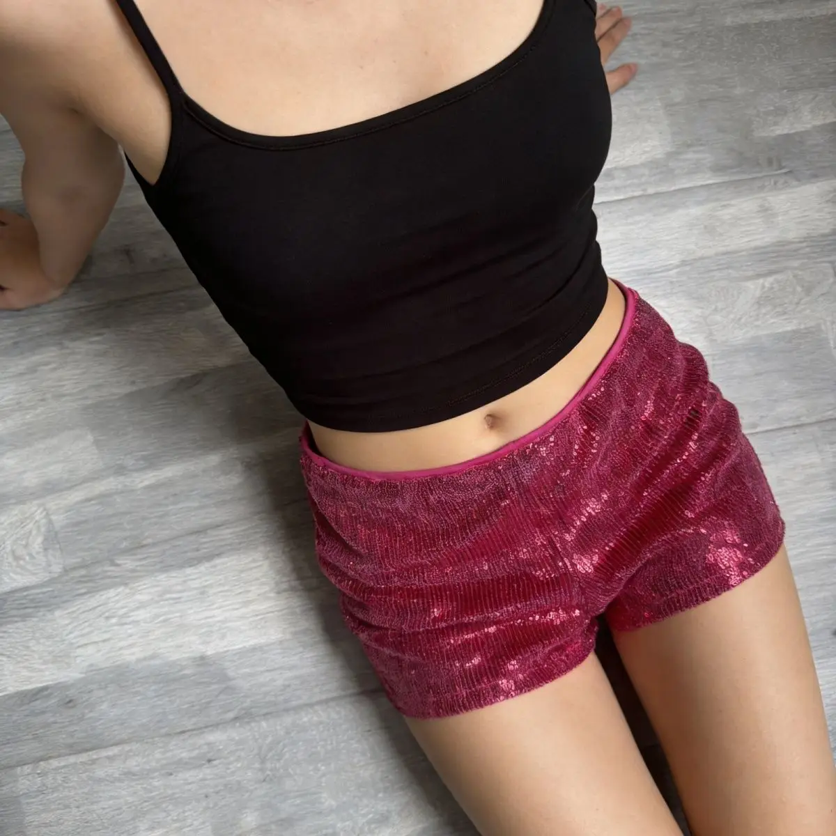 Women's Sequined Shorts Spice Girl Dancing Hot Pants Low Waist and Thin Stage Performance Shorts