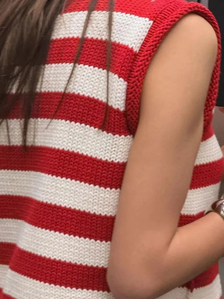 Alta calidad, moda, rayas rojas y blancas, versátil, hebilla de Metal, chaleco tejido de lana, cárdigan, Tops, chaqueta sin mangas para mujer, nuevo