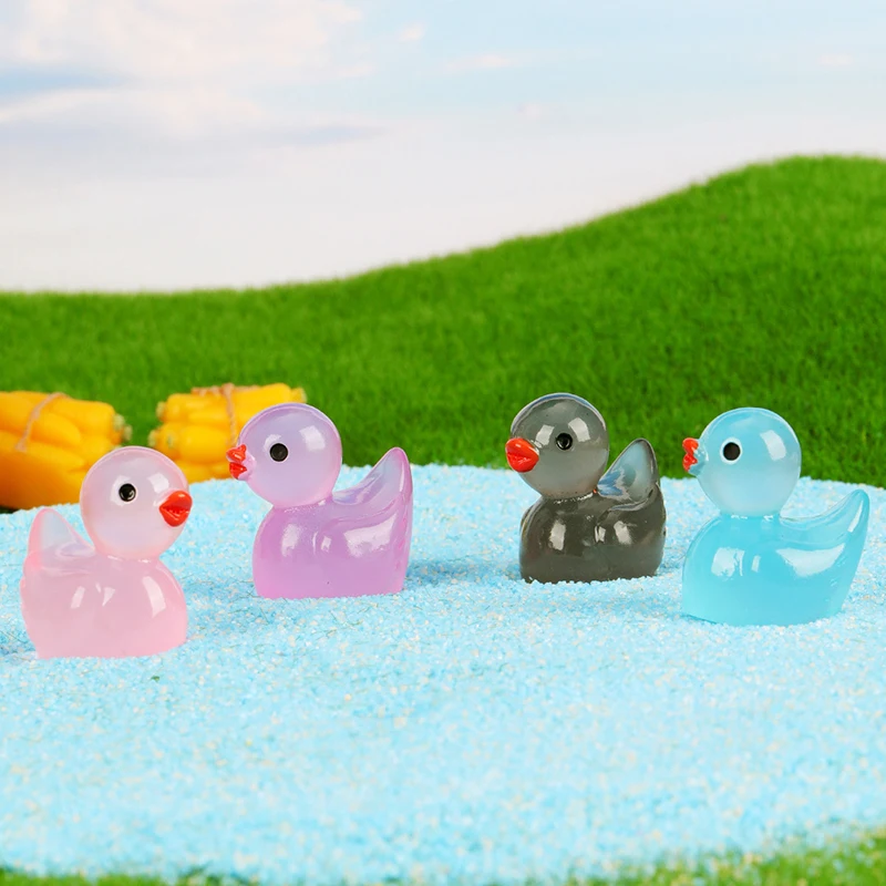 1pcs Mini Yellow Ducks Luminous Ornament Miniature Figures Tiny Duck Micro Fairy Garden Landscape Garden Home Decor
