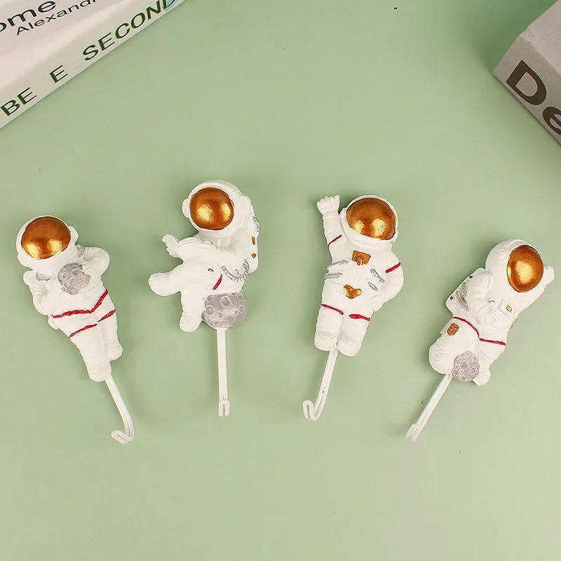 Cartoon Astronaut Hooking No Trace Strong Viscose Hook Kitchen Hooks For Utensils No Punching Wall Hanger Behind The Door Hooks