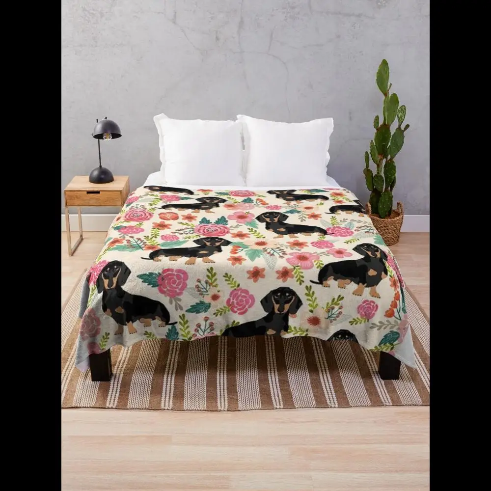

Charming Dachshund Dogs and Flowers Throw Blanket for Cozy Home Decor Soft Plush Material Perfect Size for Couch or Bed