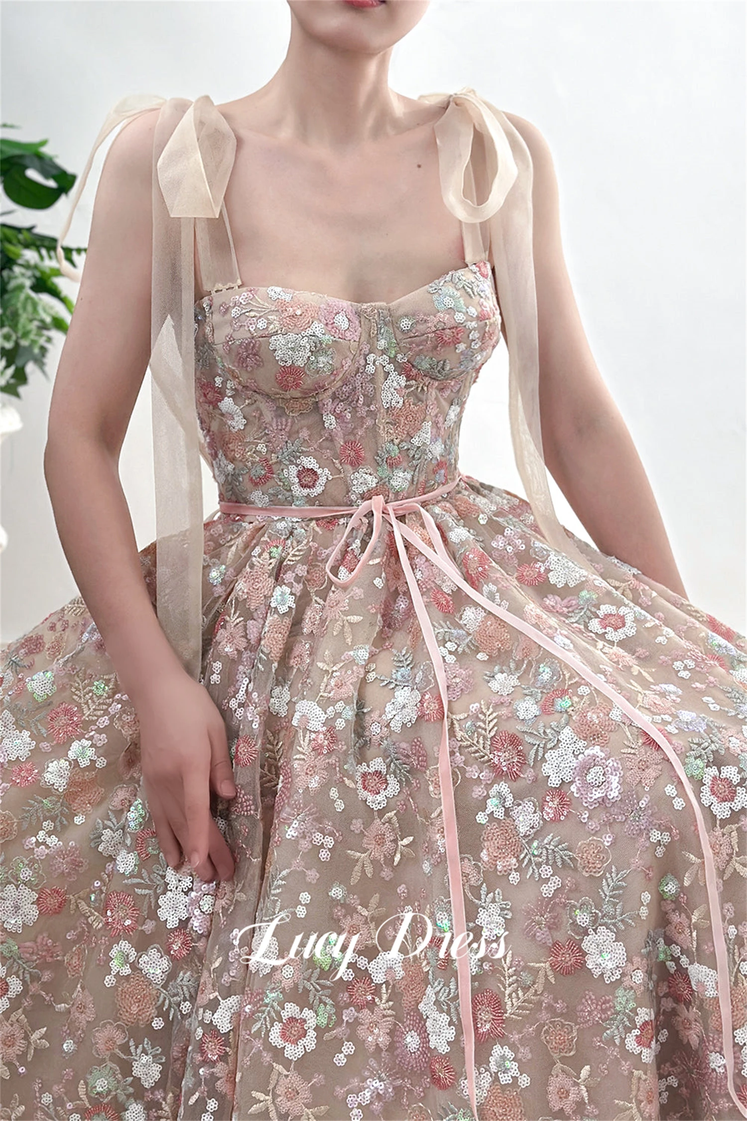 Party Dress Line A Evening Medium Length Bead Embroidery Fabric Flowers Graduation Gown Formal Occasion Dresses Prom Customized