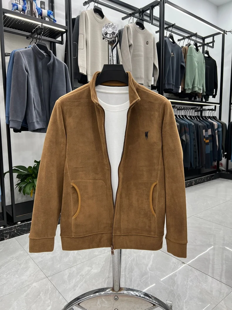 Luxuriöse Plüsch-Winterjacke mit Stehkragen für Herren, Designer-Marke, Pony-Stickerei, Modischer und Bequemer Reißverschluss-Mantel – Detail 7