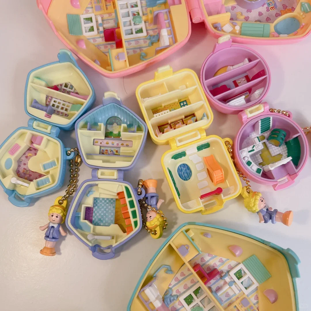 

In Stockbandai Original Polly Pocket Keychain Mini Treasure Box Charm Cute 90s Retro Toy Collectible Kawaii Gift For Kids Adults