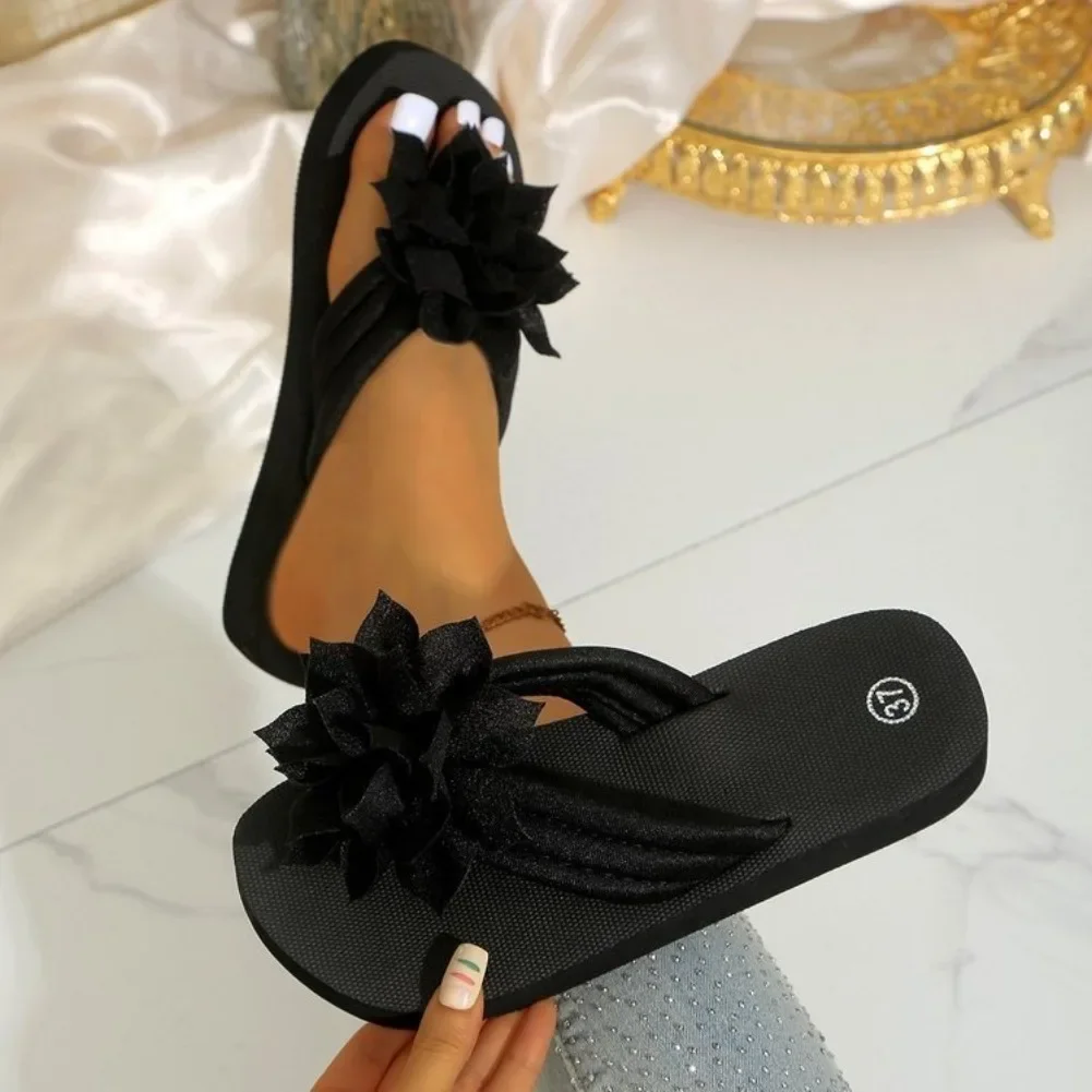 Women's Floral Flip Flops SlipOn Vacation Style Mid Heel Sandals Fabric Upper EVA Sole Insole Solid Color Summer Casual Footwear
