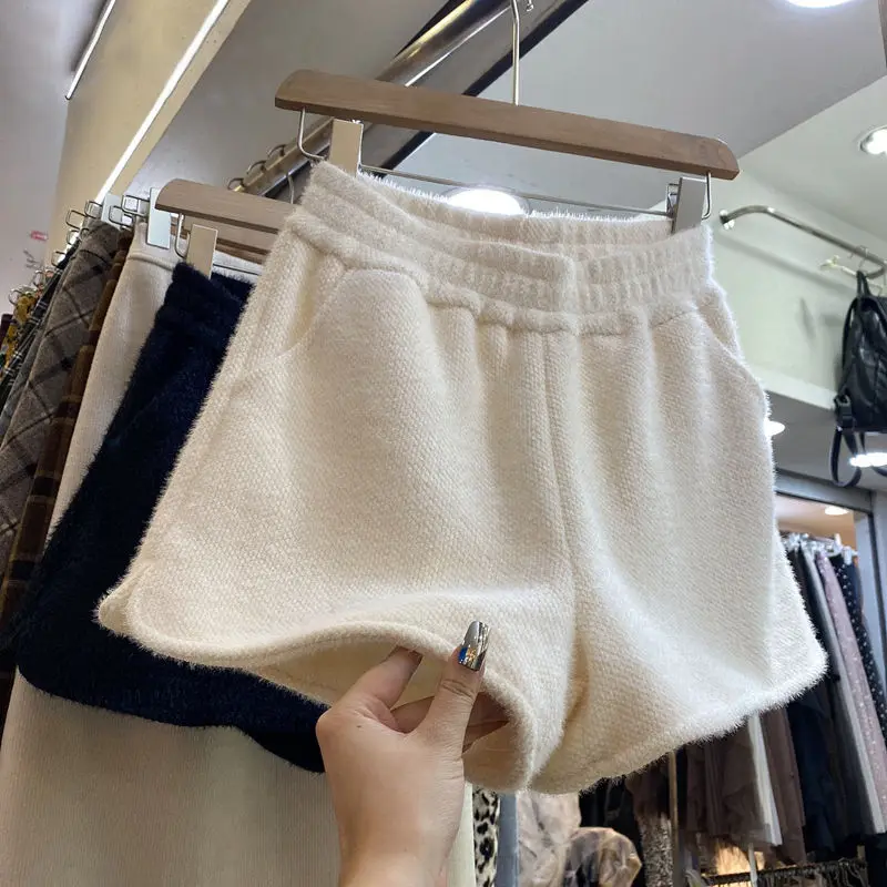 Women Shorts Autumn Winter Solid All-match High Waist Daily Cute Students Y2k Simple Fashionable Sporty Chic Teens Cozy Stretchy