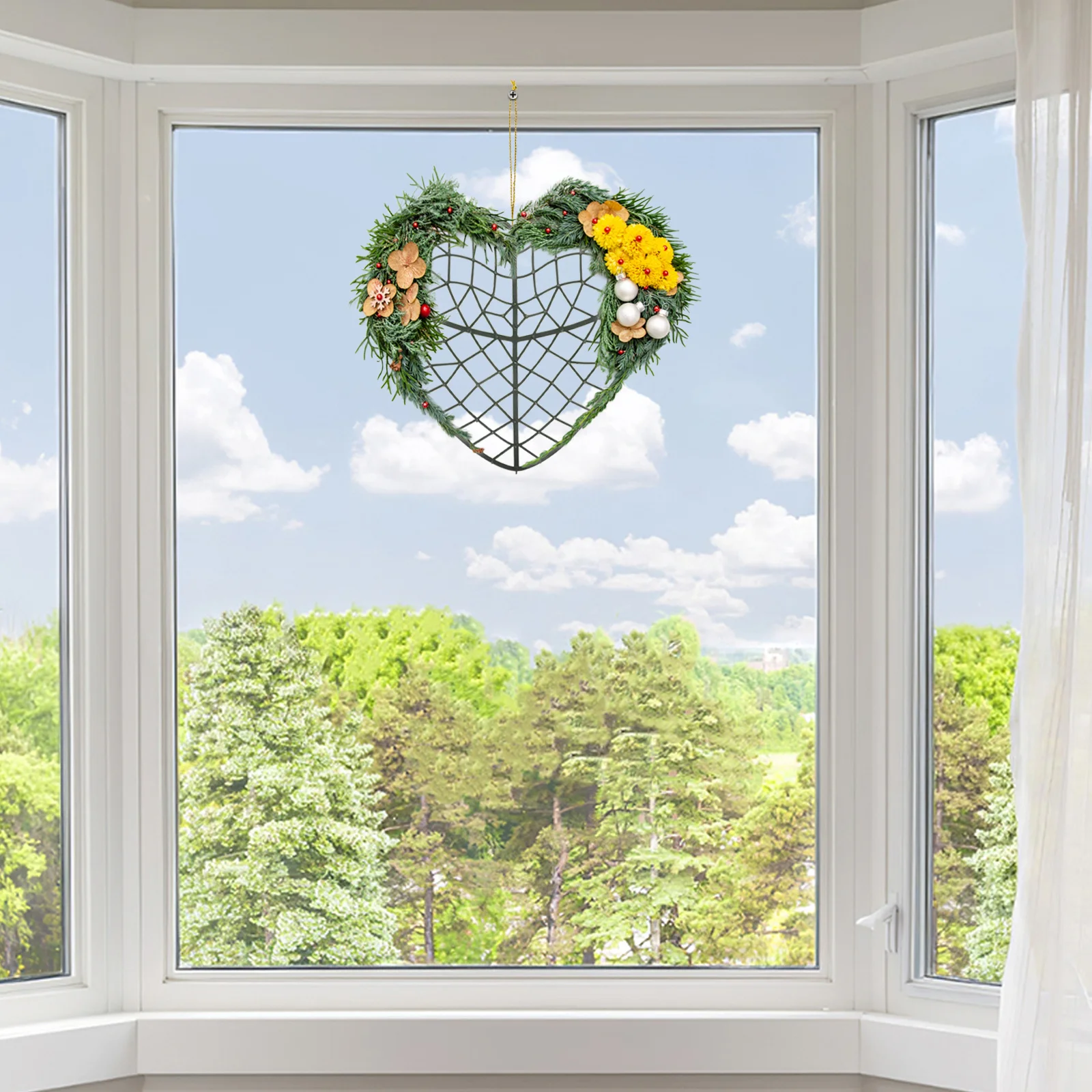 

2Pcs Heart-Shaped Wreath Forms Flower Arrangement Bases for Valentine's Day Home Wedding Centerpiece Decorative Floral Wreath