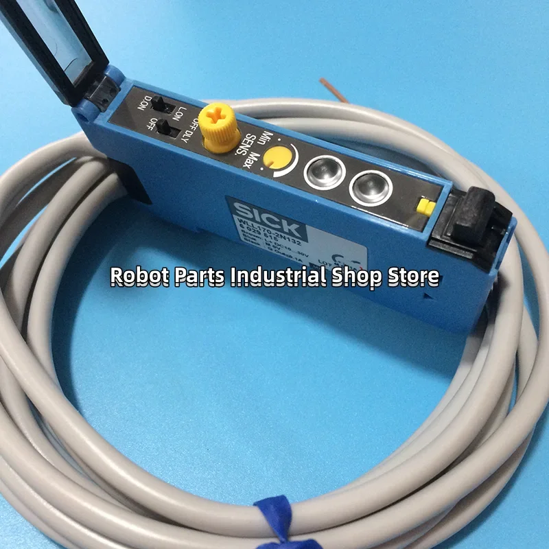New original SICK Fiber amplifier WLL170-2P330 WLL170-2N132