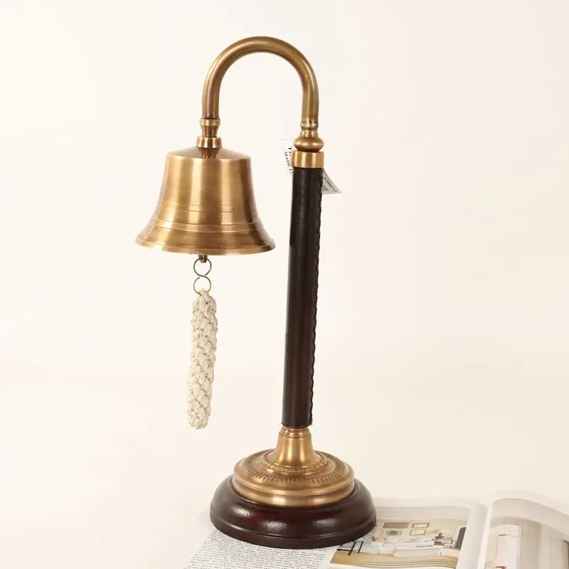 

American Retro Nostalgic Brass Desktop Hemp Rope Hand-cranked Loud Bell Luxury Copper Bell Decorative Ornament