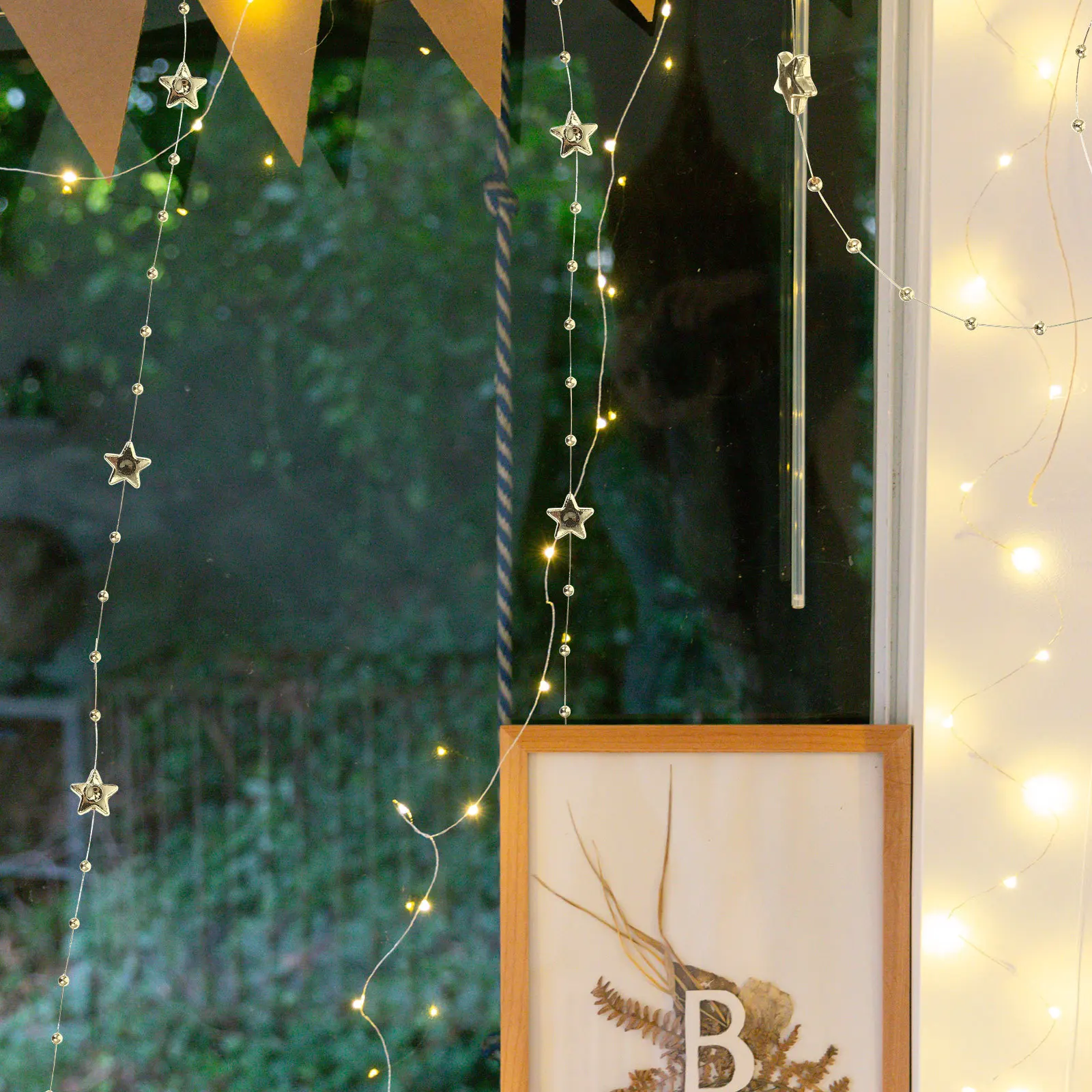 

1 Roll Holiday Pentagram Bead Decor Ideal for Party Home Mall Decorations Festive Atmosphere Additive Design Holiday Bead Decor