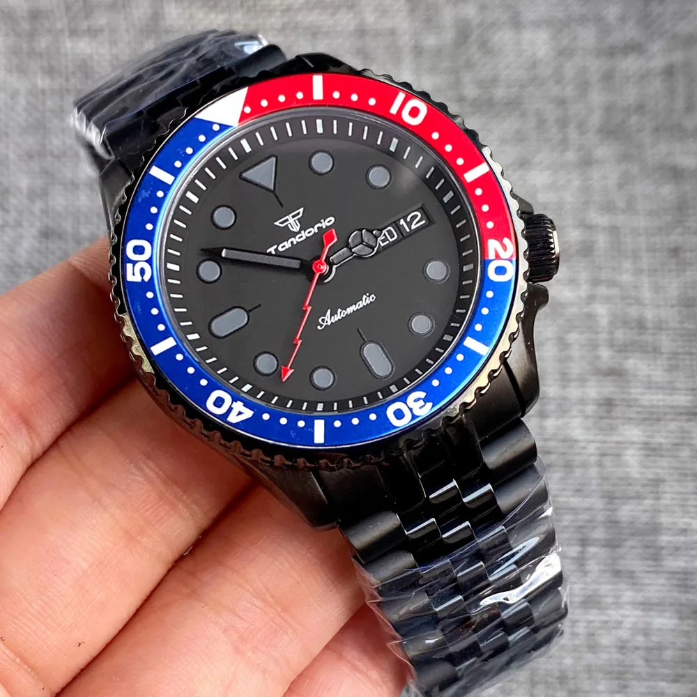 Black SKX Diver Mechanical Watch men Black Date NH36 Movt 3.8 Crown 20bar Waterproof Wristwatch Red Flash Hand Tandorio Clock