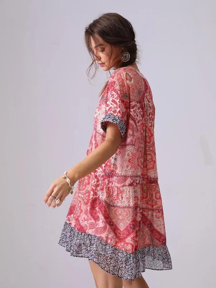 Sukienki mini z krótkim rękawem i dekoltem w serek na lato 2025, luźne, w stylu boho, codzienne, na plażę, wakacyjne, retro, patchworkowe, z kontrastowym nadrukiem, damskie.