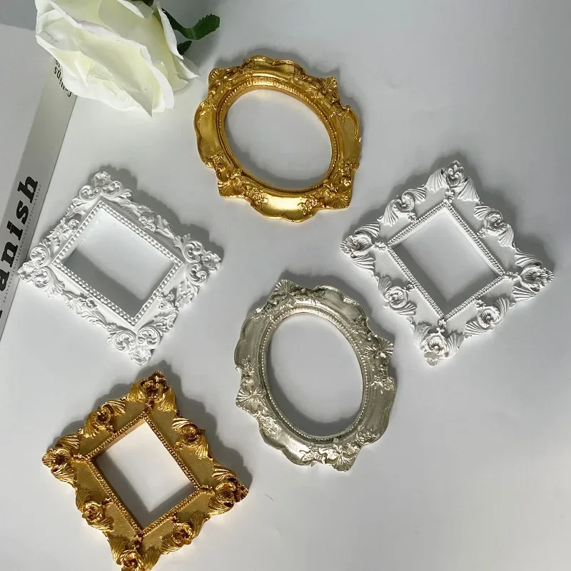 Mini gold small photo frame shooting props retro European style photo frame embossed nail art earrings pose props