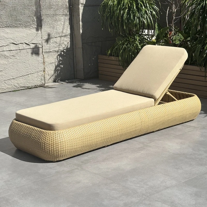 Durable Polyethylene Rattan Outdoor Sofa Bed Modern Aluminum Metal Frame Hotel Pool Furniture Beach Sun Loungers