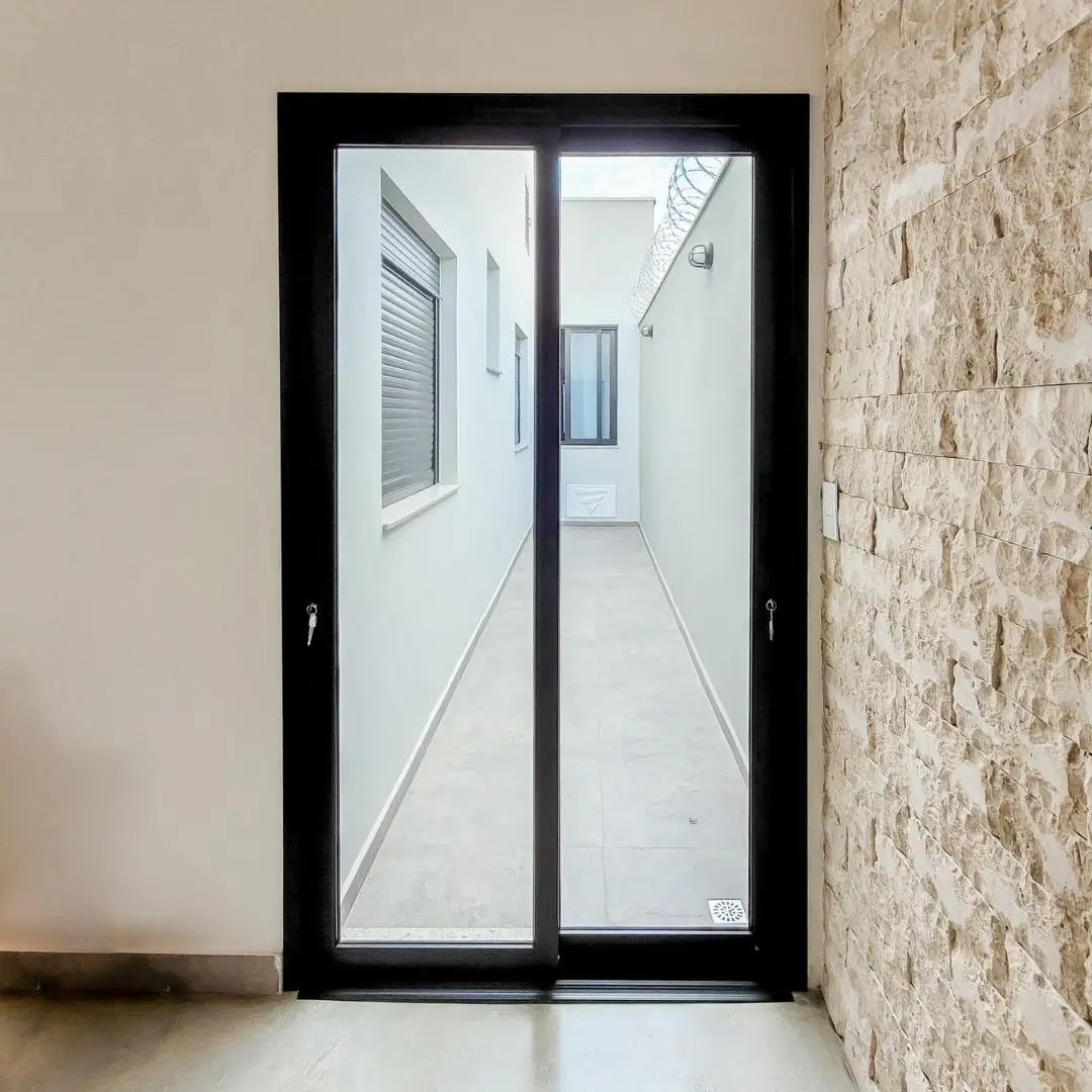 Puerta para casa, venta al por mayor, puertas correderas con perfil de aleación de aluminio, puerta de vidrio templado, sala de sol, balcón, sistema de puertas correderas de vidrio