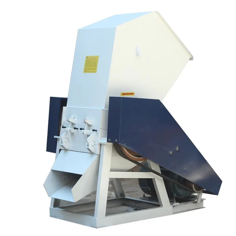 NF Plastic pulverizer multifunctional large powder machine beater strong crushing mineral water bottle fruit basket crusher
