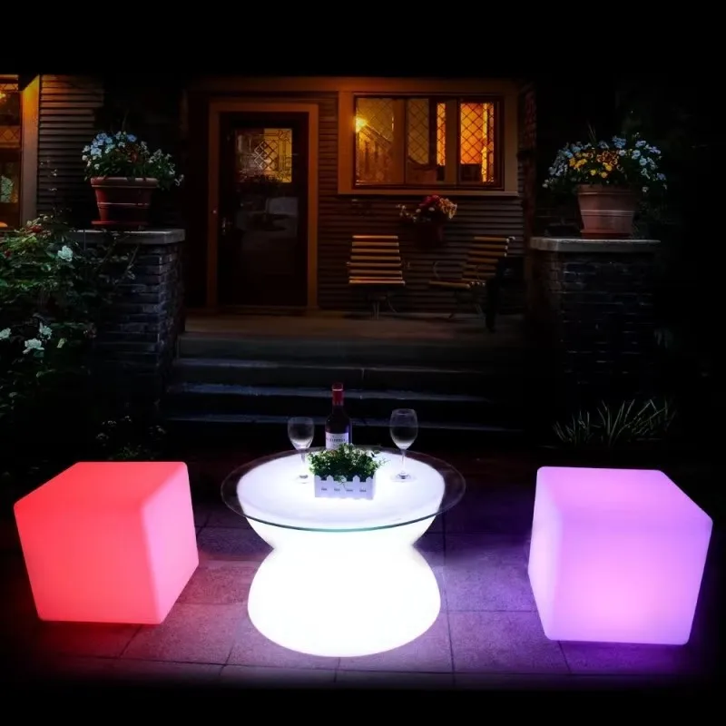 

1pcs Outdoor Remoter Controlled LED Light-emitting Cube Seat 16 Colors KTV Bar Stools Rechargeable Desktop Night Lamp Waterproof