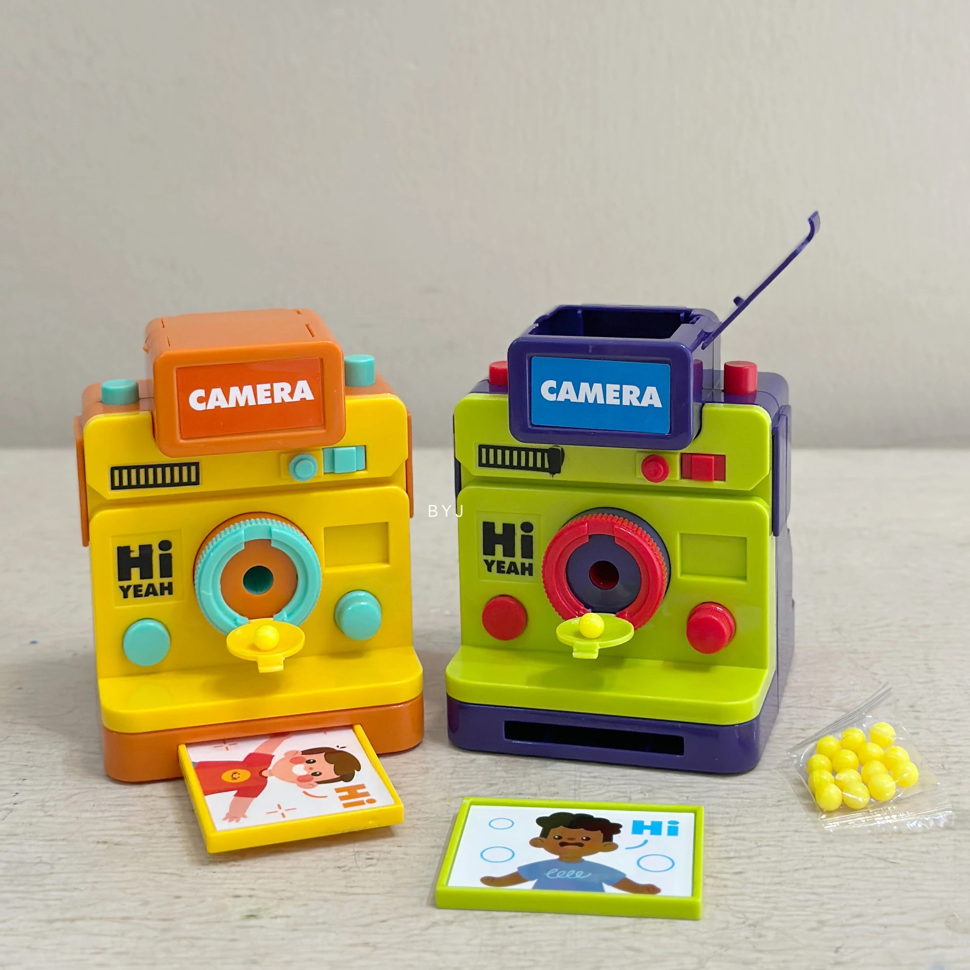 Simulation Camera Model Catapult Candy Photo Toys Children Educational Toys Creative Wacky Funny Retro Camera Toy Surprise Gifts