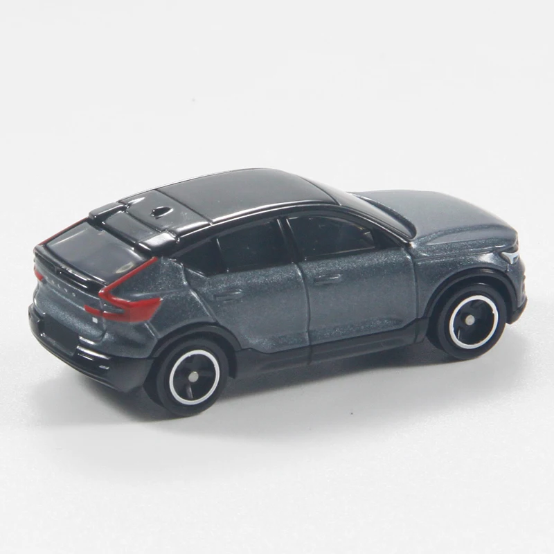 TAKARA TOMY-Modèle de véhicule à moteur Tomica pour enfants, Volvo C40SUV, alliage moulé sous pression, jouet de voiture, cadeau de Noël et d'anniversaire, NO.22, 1/63