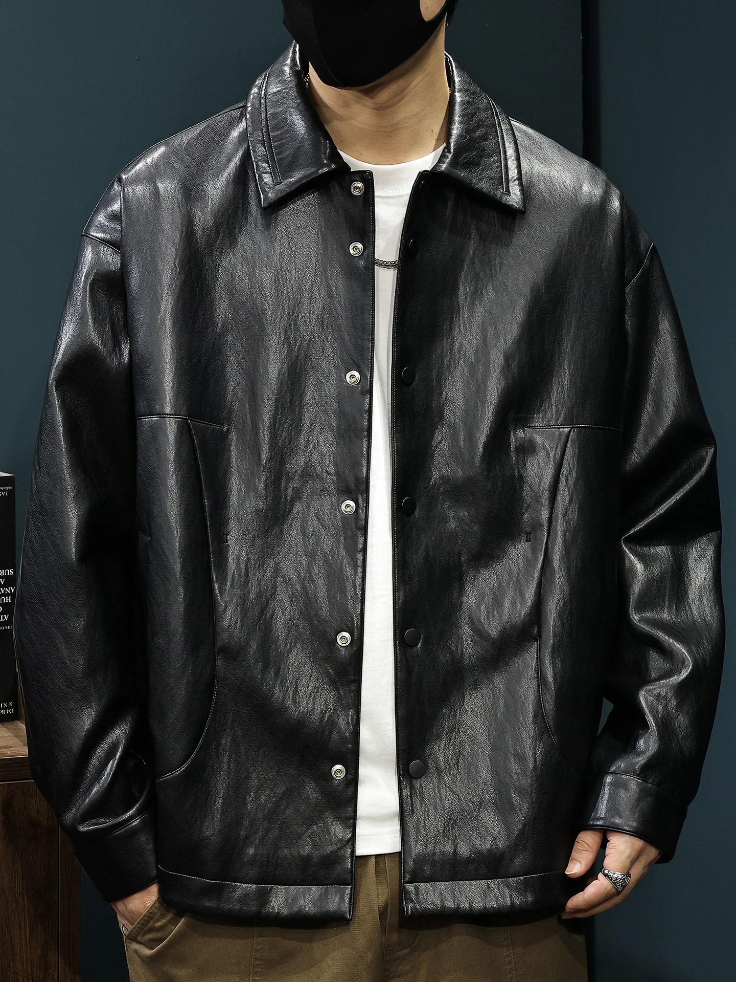 

Spring 2026 Men's High-End Bla Leather Jaet Retro Cool Brand New Large Size Motorcycle Outerwear Casual Sle Long Sve