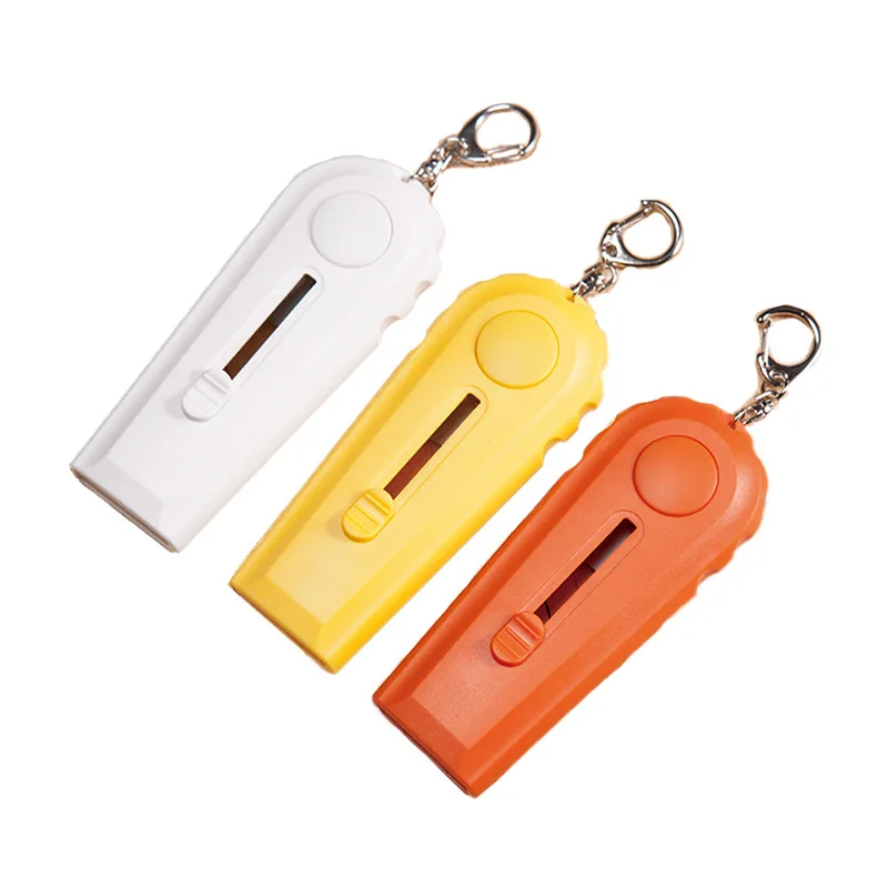 1Pcs Creative Shaped Beer Opener Cap Beer Opener Bottle Flying Cap Launcher Shooter Can Bottle Openers Kitchen Tools