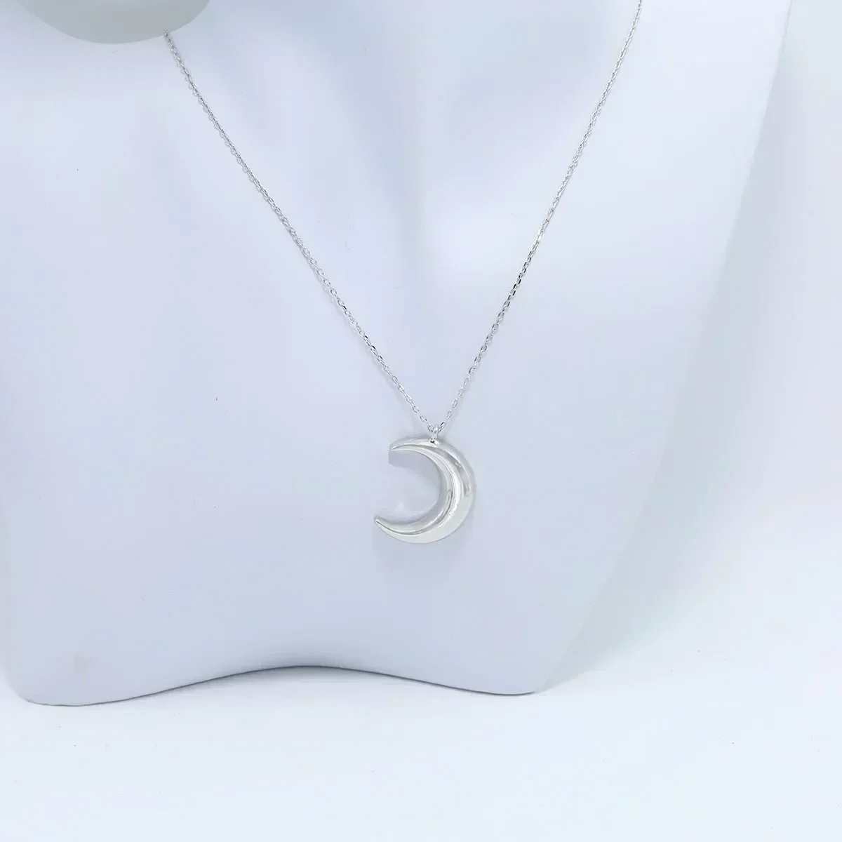 Bonito simples lua pingente colares para mulheres bohemia cor prata corrente gargantilha colar jóias de metal bijoux colares