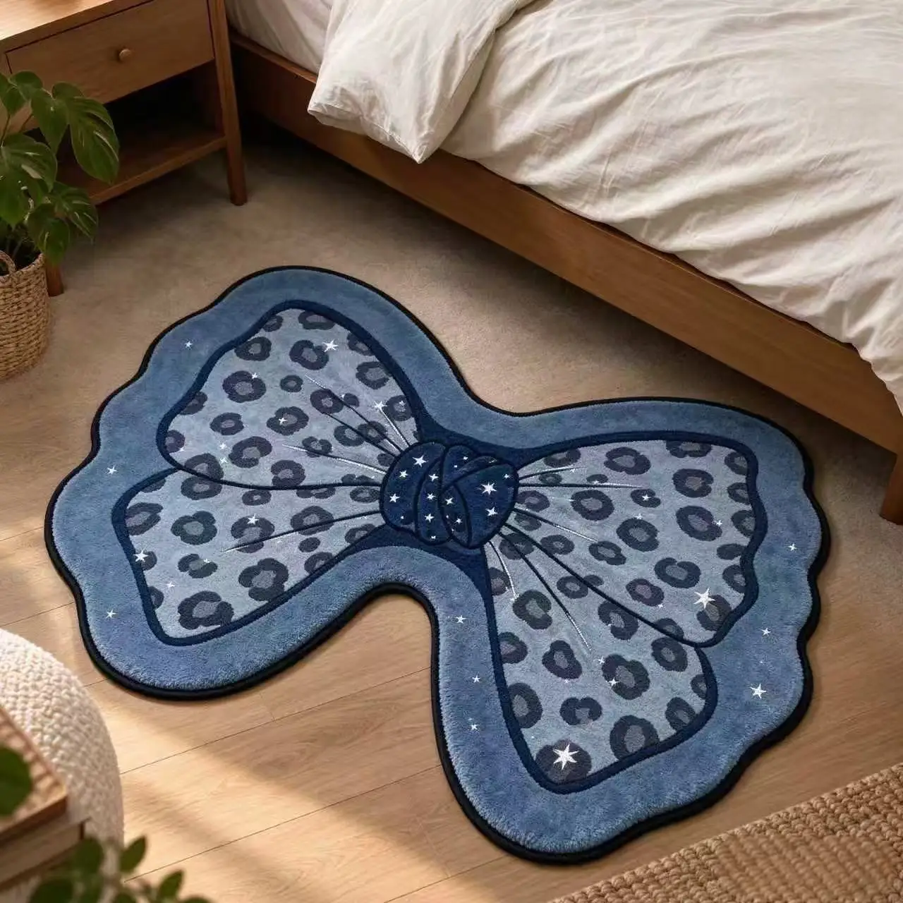 VIKAMA Leopard Print Bow Shaped Rug Cute Pearl Accent Mat for Bedroom Entryway Soft Non Slip Washable Carpet Bedroom Decor