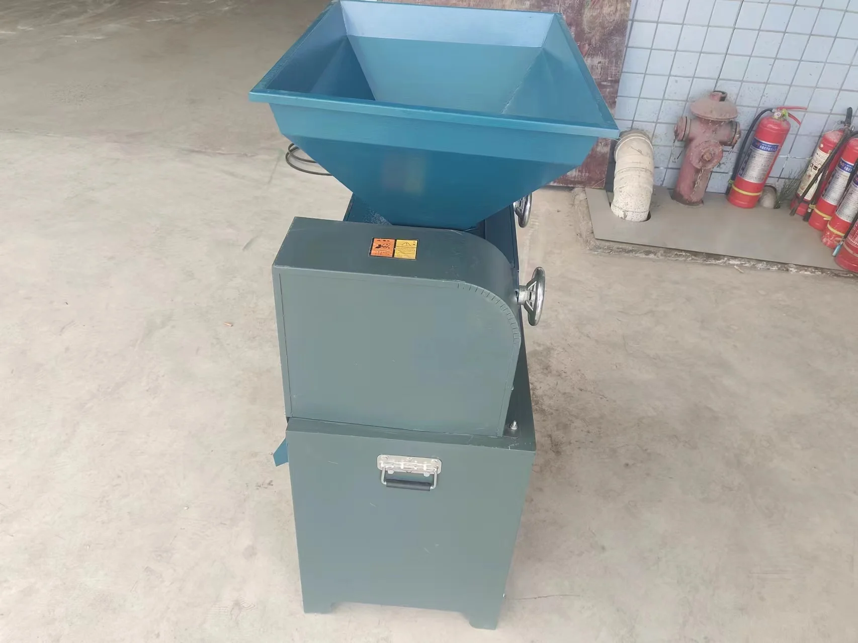 4000kg/h 2 Roller Brewery Beer Malt Roller Mill Oat Corn Wheat Grain Roller Crusher