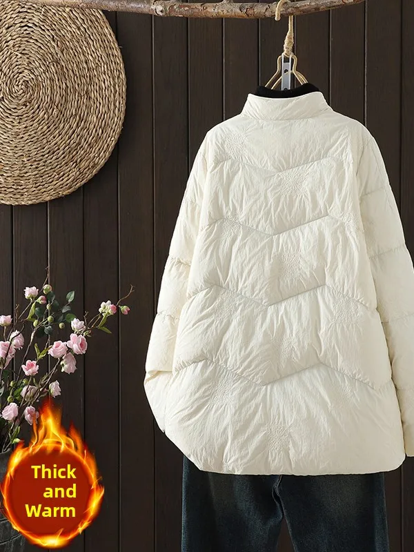 

Новая китайская женская хлопковая куртка с этнической вышивкой и асимметричным лацканом в стиле ретро, теплая верхняя одежда свободного покроя, длинная све