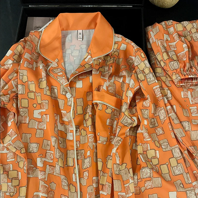 

Осень-зима 202, оранжевые пижамы, брюки с длинными рукавами для девочек и женщин, высококачественный комплект из двух предметов из ледяного шелка, ночная рубашка, одежда для сна, домашняя одежда