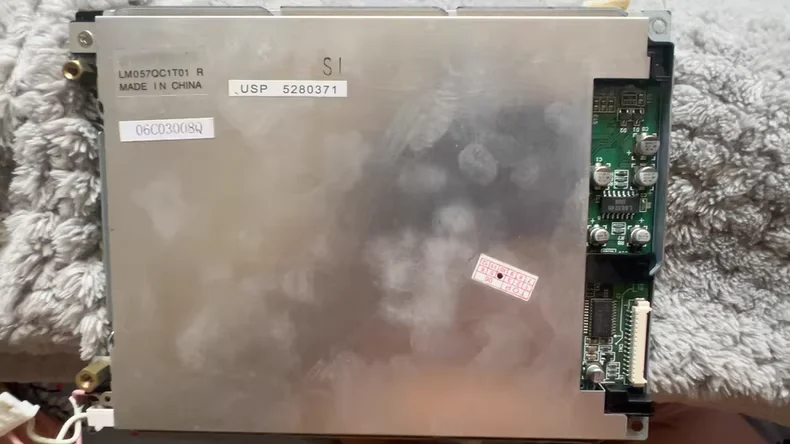 

5,7-дюймовый ЖК-экран LM057QC1T01 R, проверен на нормальную работу перед отправкой.