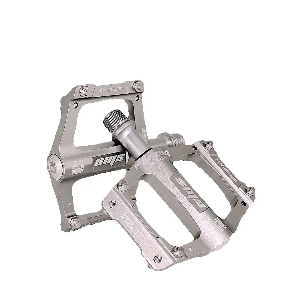 

G463 Bicycle Pedal Road Foot pedals 3 Bearing Mountain Bike folding Aluminum Alloy material multi-color option