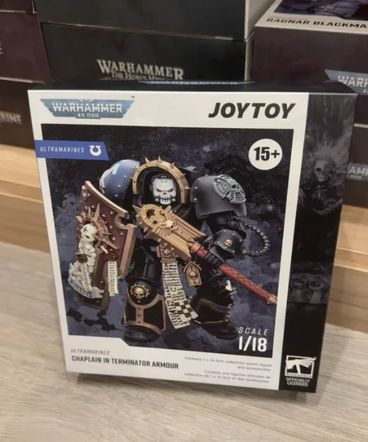 

【SF】JOYTOY Warhammer 40K 1/18 Action Figure Ultramarines Chaplain in Terminator Armour Model Gifts Collection Ornaments