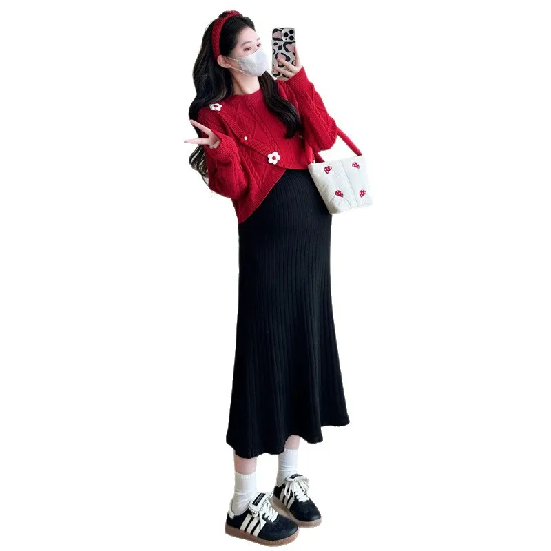 Maternity Suit Autumn Winter Cute Red Cable Knit Cropped Sweater and Black Strap Dress Two Piece Set For Pregnant Women