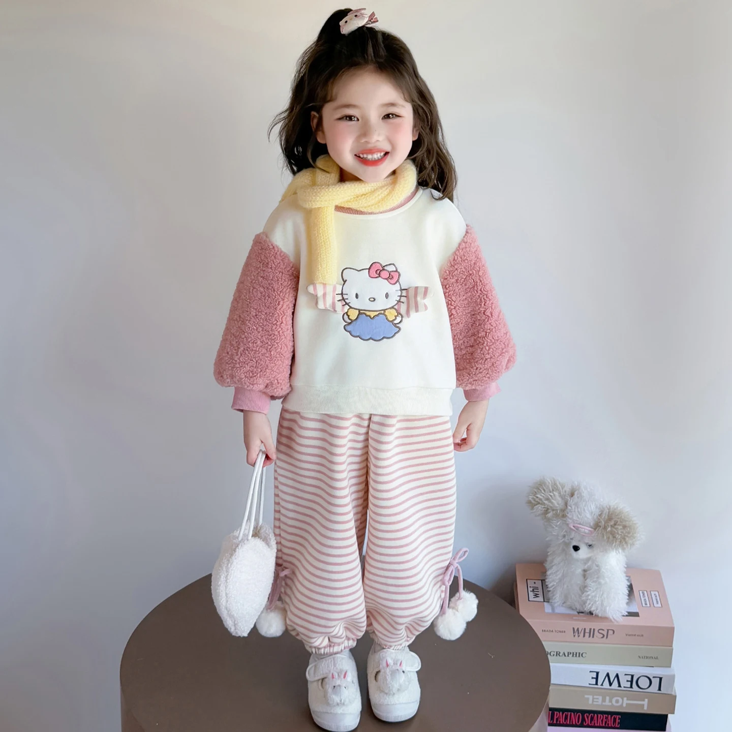 

Флисовый свитшот для девочек, комплект из 2 предметов, детские топы из флиса ягненка контрастного цвета с длинными рукавами, розовые повседневные брюки в полоску с героями мультфильмов