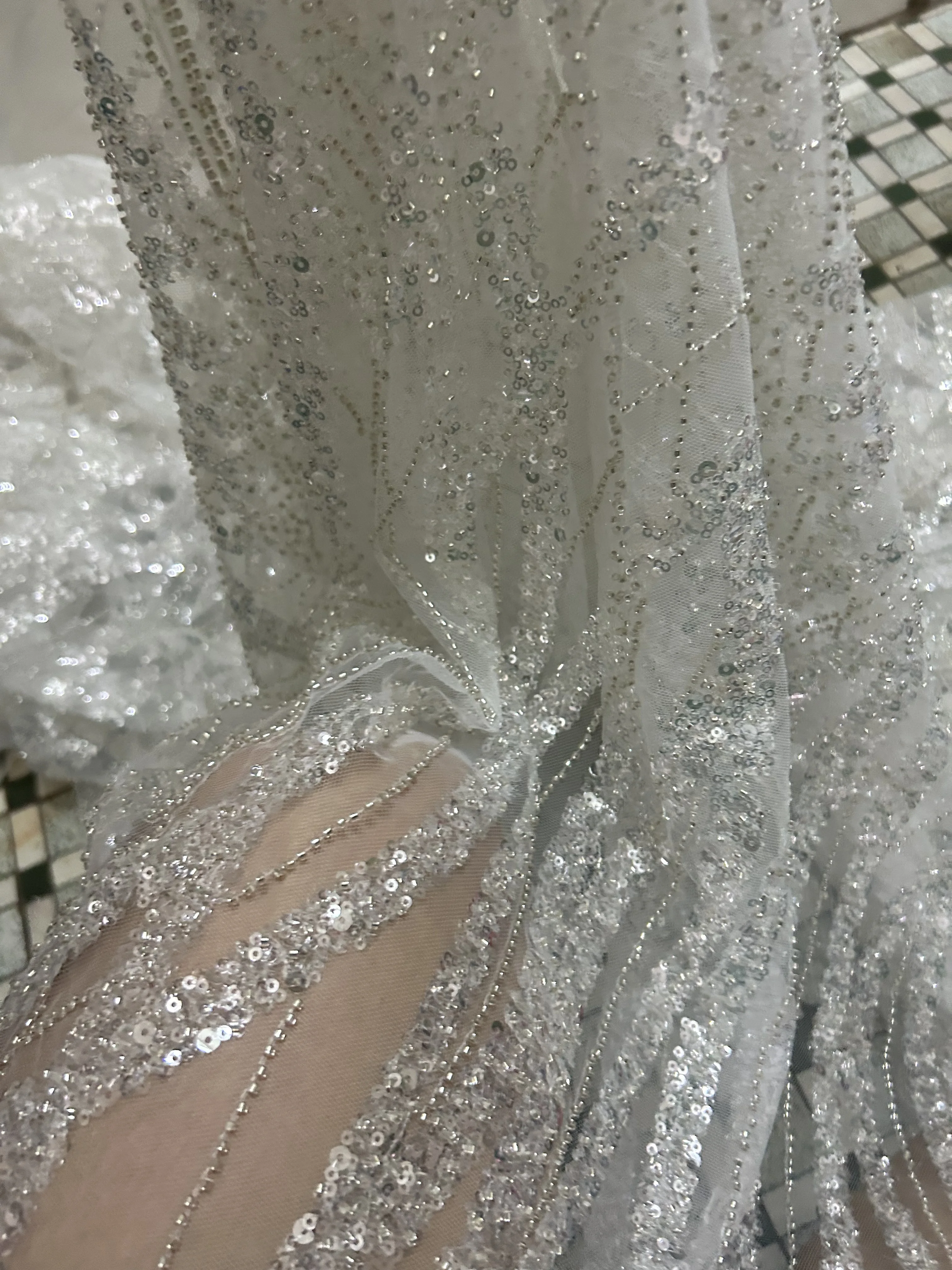 Good Looking White Color French Nigerian Sequins Beads Lace Fabric 14-71006 Embroidered Tulle for Wedding Show or Party Dress