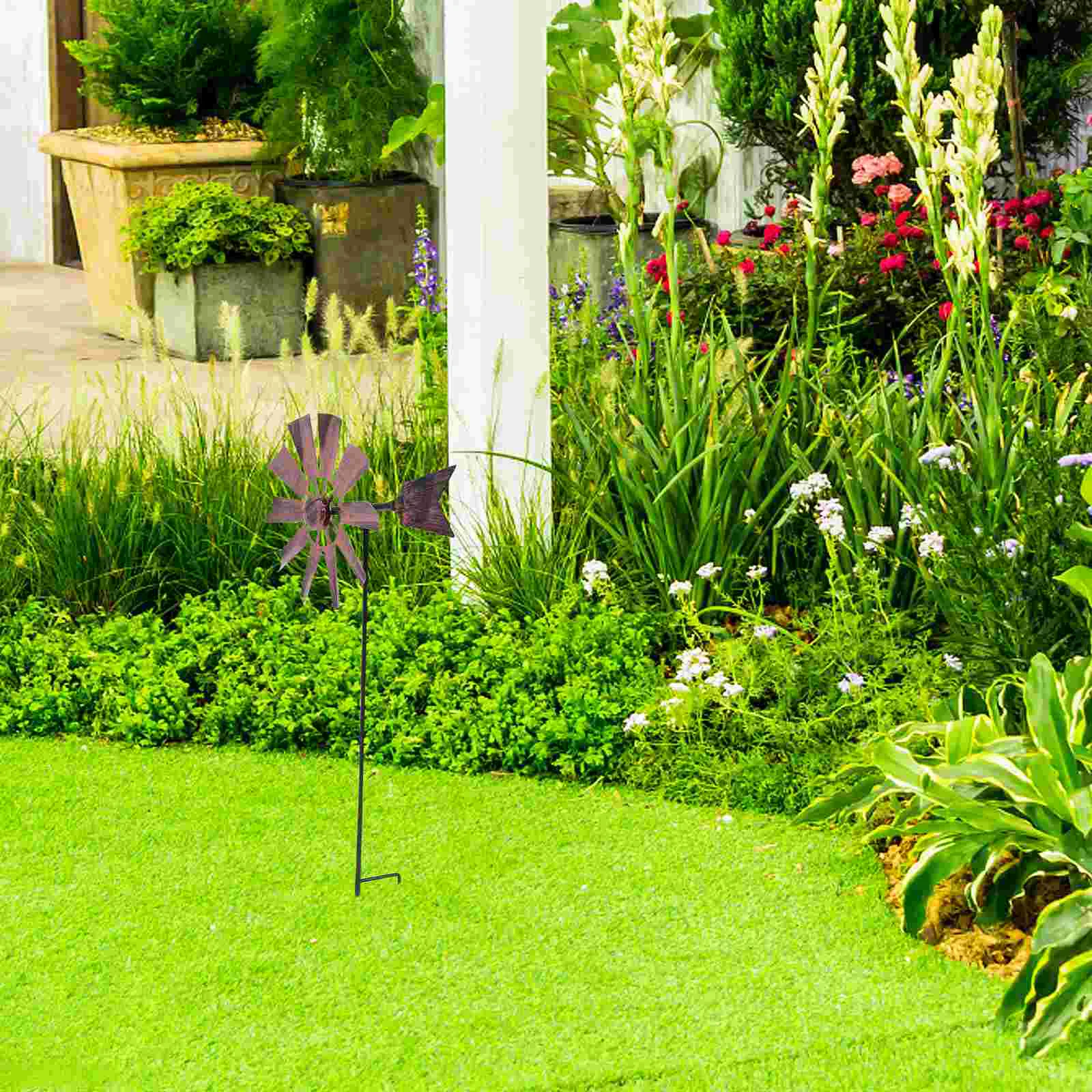 กังหันลมกลางแจ้ง Wrought Iron พืชโลหะ Rotatory ตกแต่ง Windmills Garden